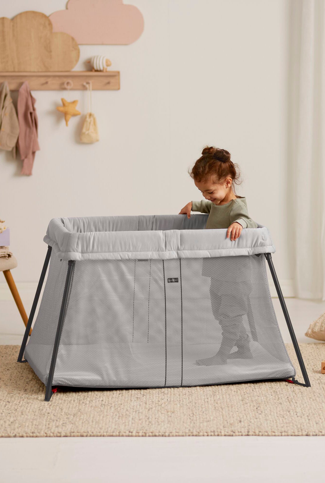 BabyBjörn Travel Crib: Questions About Sleeping Away