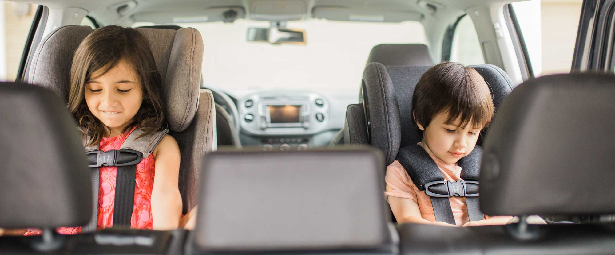 Clek Foonf vs Fllo: Which Convertible Car Seat Fits Your Family in Canada?