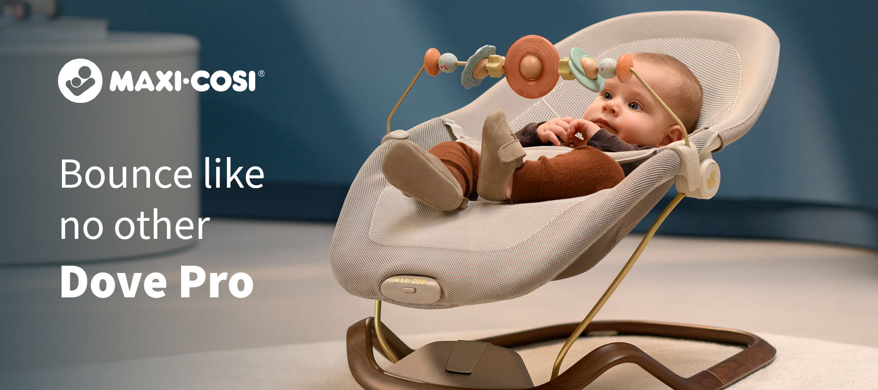 Maxi Cosi Dove Pro Baby Bouncer in Beige with Wooden Base and Toy Bar