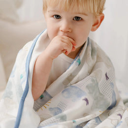 Nest Designs 4 Layer Nesting Baby Blanket Fluffy Puffs