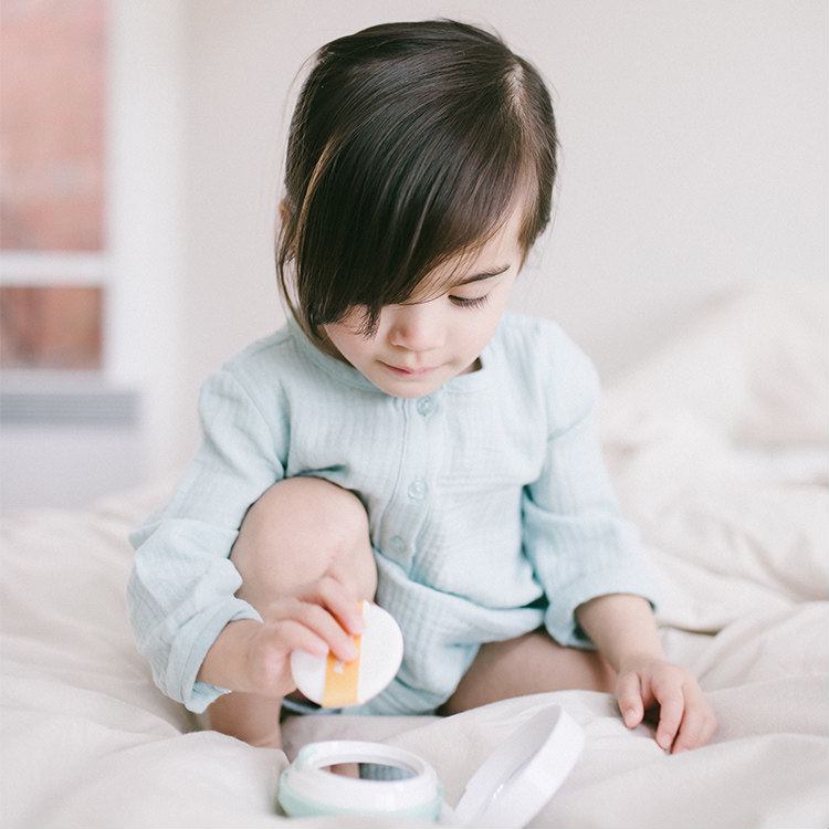 Allganic Baby & Kid Sun Cushion Aqua SPF30+ sunscreen for babies; aqua packaging