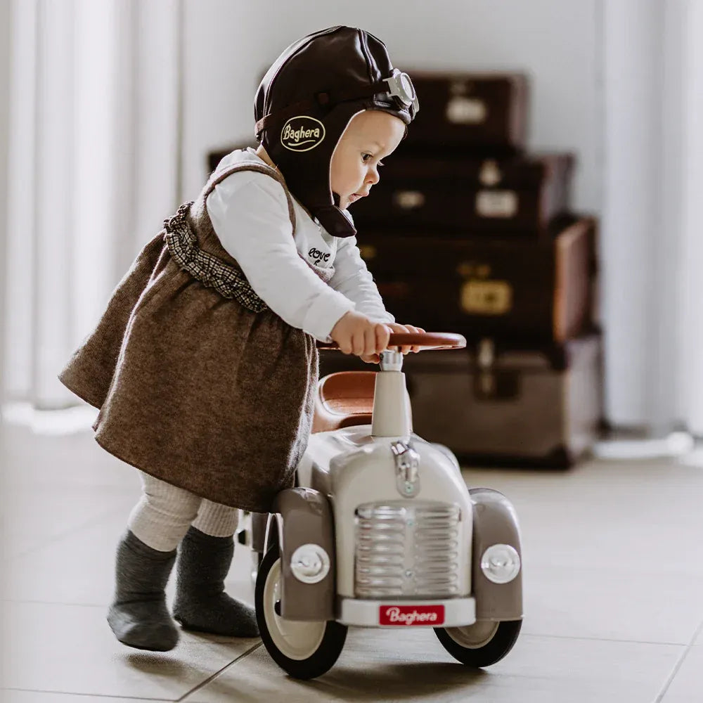 Baghera Ride-On Speedster Silk Gray