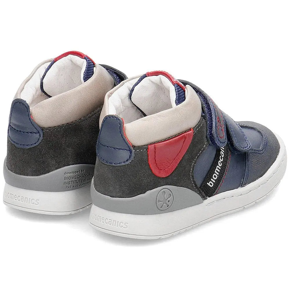 Biomecanics Bioevolution Casual Boy sneakers for toddlers in navy blue and gray with red accents, featuring Velcro straps for easy wear.