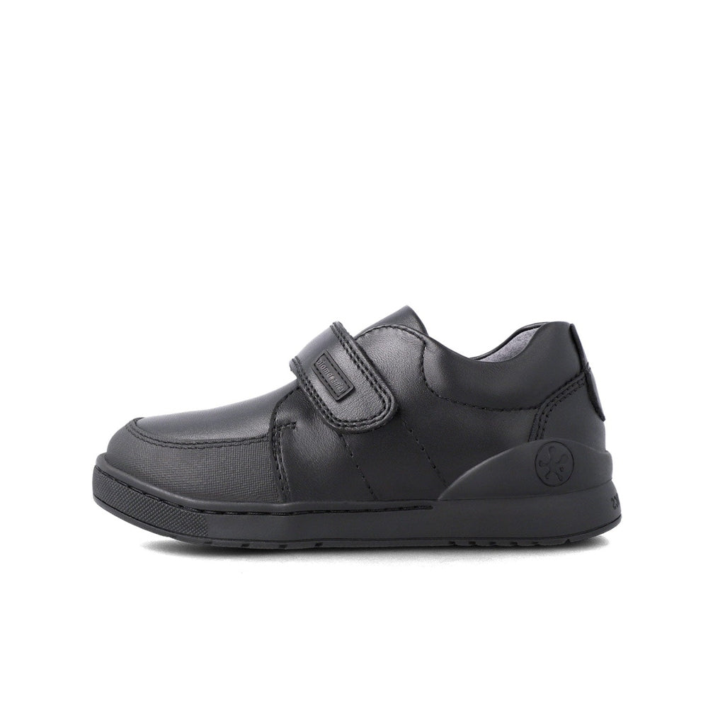 Biomecanics Black Napa Velcro school shoe for kids, black leather with adjustable strap and cushioned sole.