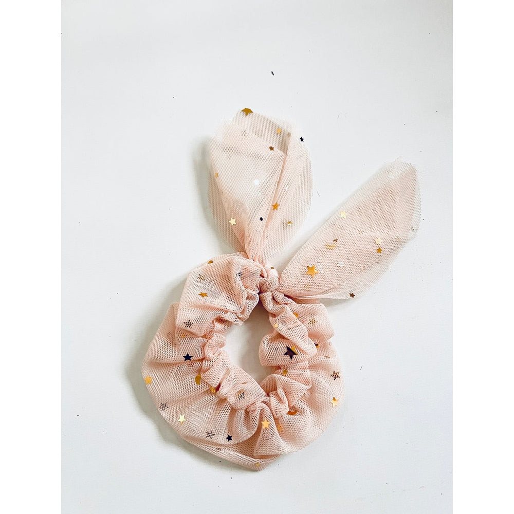 Dolly by Le Petit Tom hair scrunchie in ballet pink tulle with gold star confetti