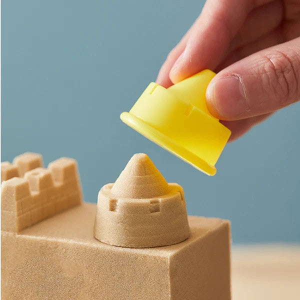 Flower Monaco space sand mold, yellow, shaping a sandcastle turret