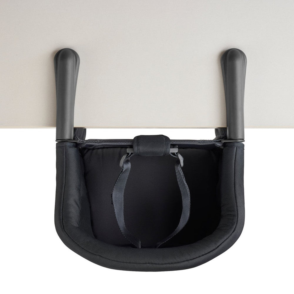 Inglesina Fast Table Chair Portable Hook-On High Chair three-point harness detail