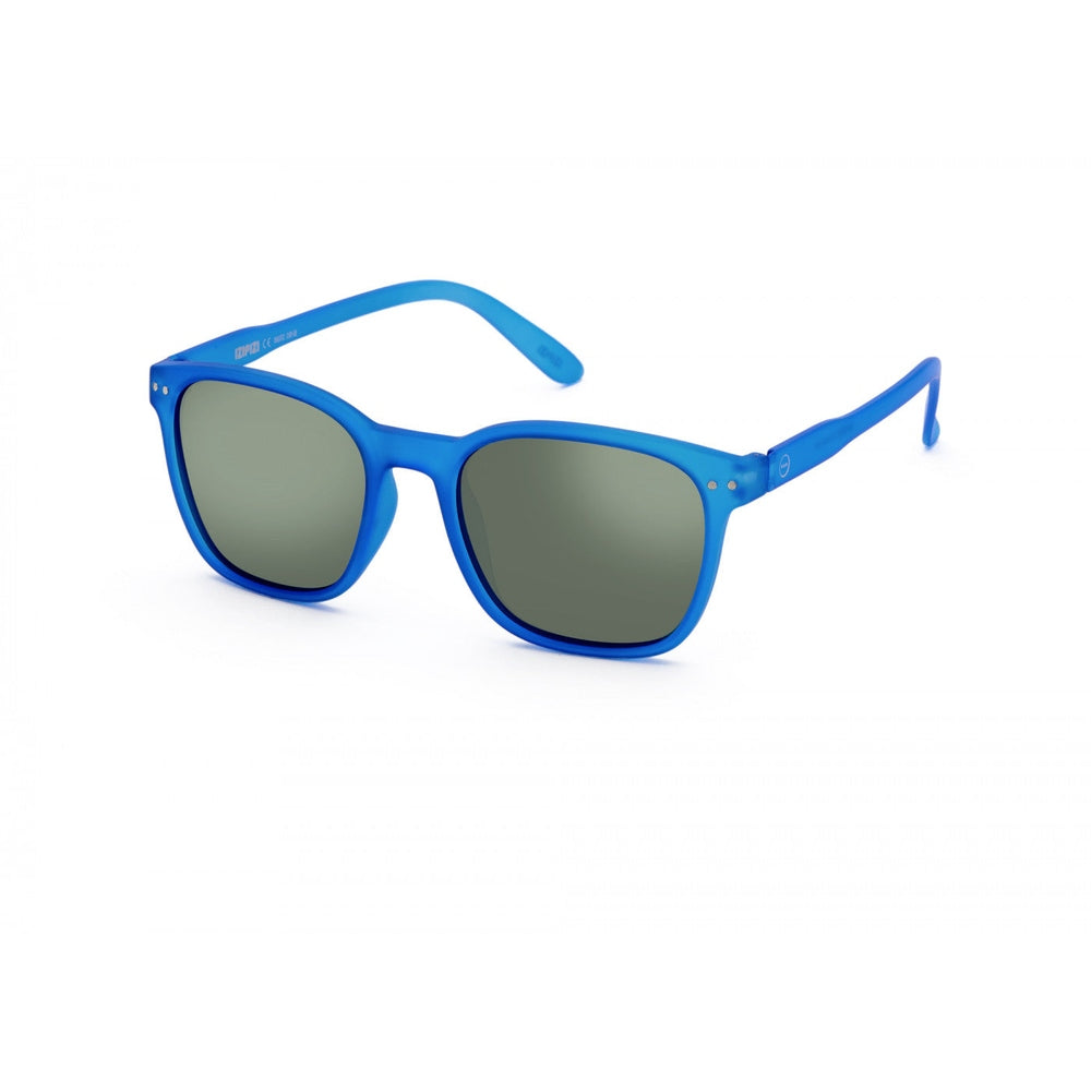 IZIPIZI Nautic sunglasses for adults; king blue frame with green polarized lenses