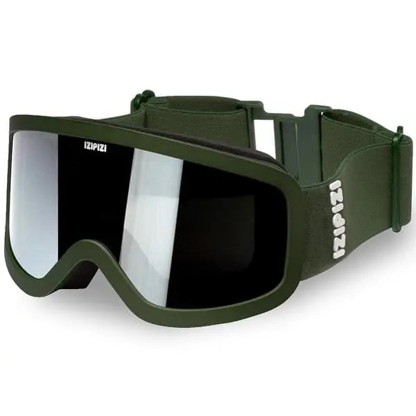 IZIPIZI Snow Cat2-Green ski goggles for kids with green frame, dark lenses, and logoed strap.