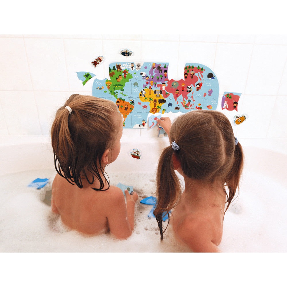 JANOD Bath Explorers Map bath toy with colorful world-map decals; two children playing in a bubbly tub