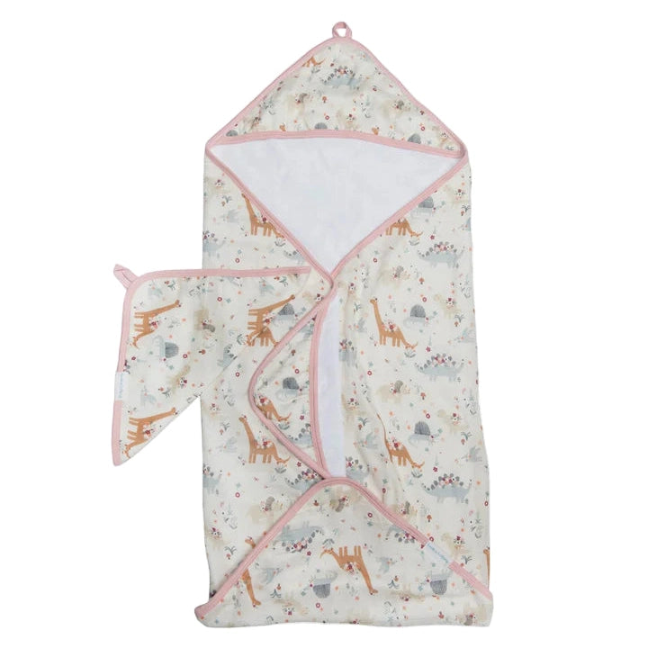 LOULOU LOLLIPOP Hooded Towel Set in cream with pink trim, baby wrapped in hood after bath.