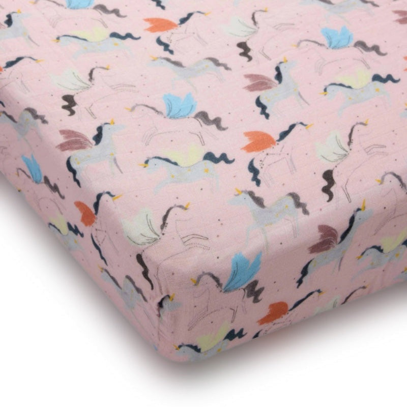 LOULOU LOLLIPOP Muslin Fitted Crib Sheet Unicorn Ballet in soft pink with whimsical unicorns, breathable fabric.
