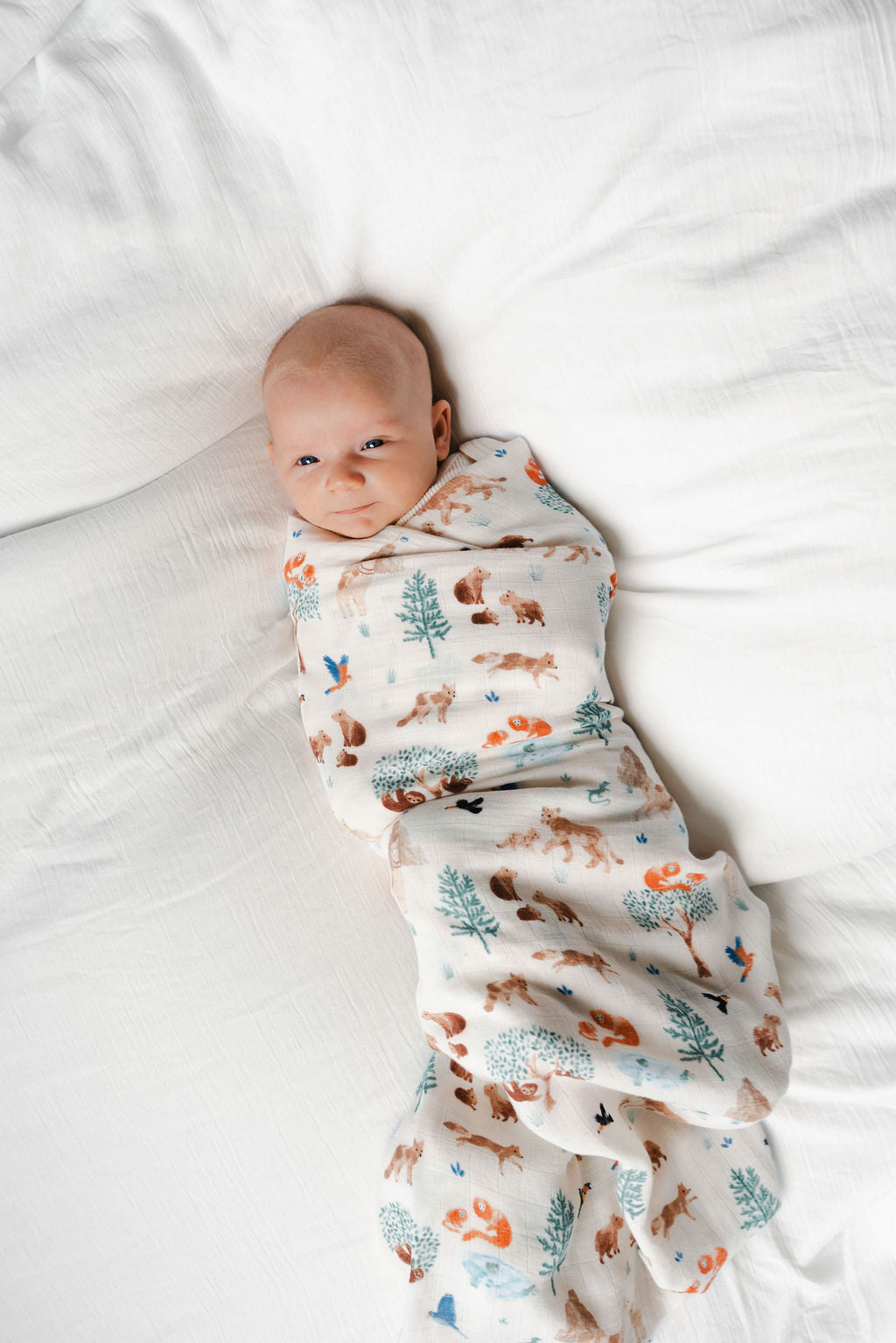 Loulou Lollipop Muslin Swaddle – lifestyle view 2 of 5