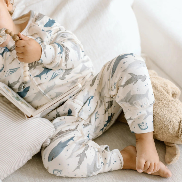 Loulou Lollipop sleepsuit, 1.0 tog, white/blue shark print for baby, cozy cotton.