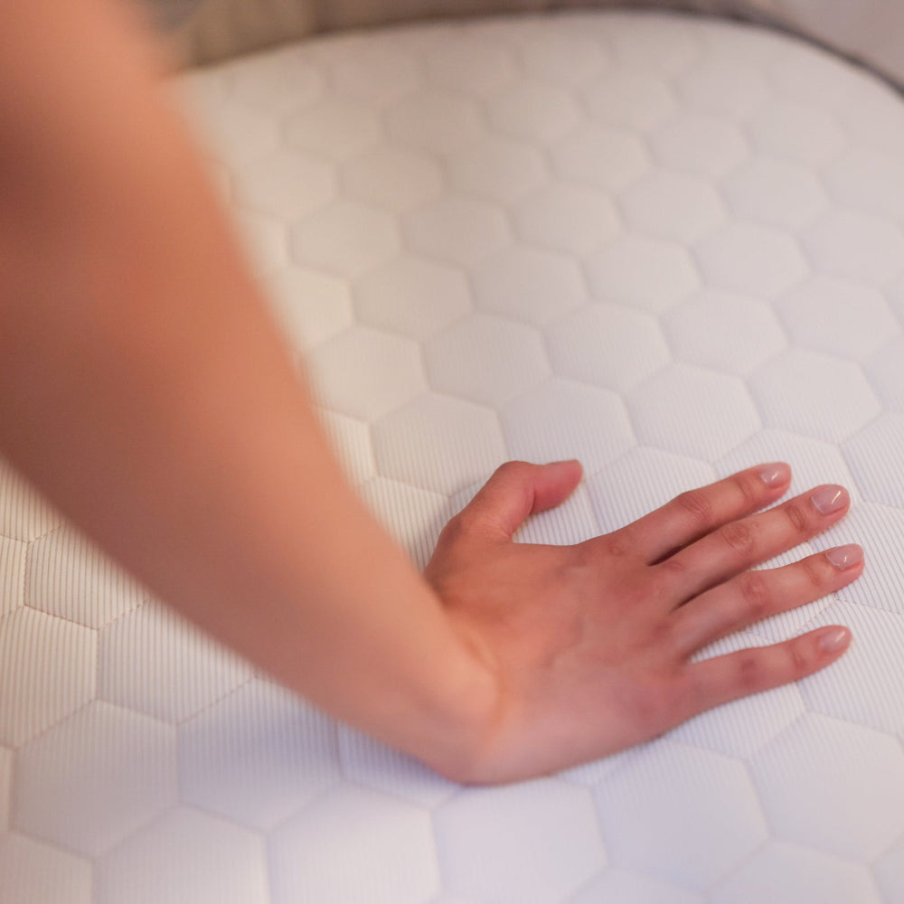 Maxi Cosi Iora Bedside Bassinet