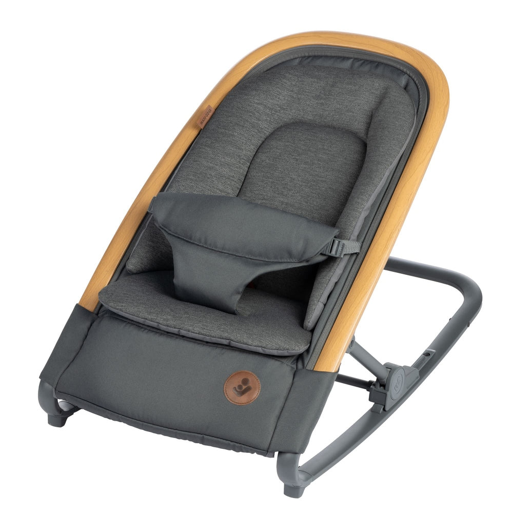 Maxi-Cosi Kori Rocker in gray fabric with light wood frame and cushioned head support
