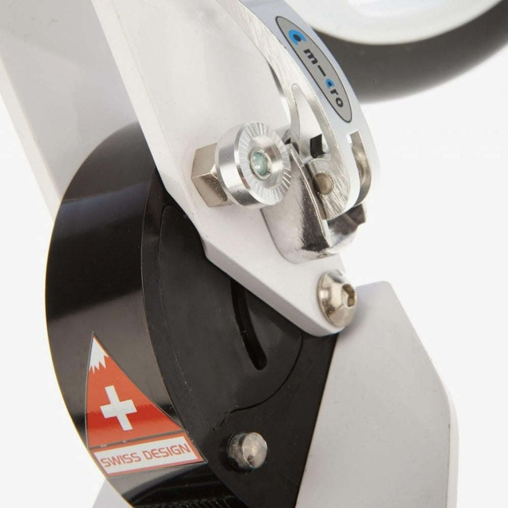 Micro Classic White Scooter with aluminum clamp, black wheel housing and Swiss design logo