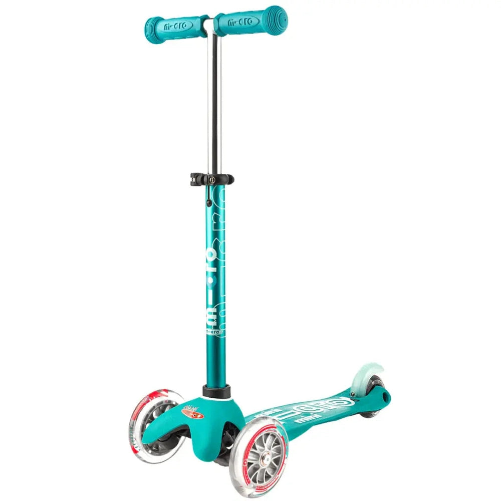 Micro Mini Deluxe Scooter