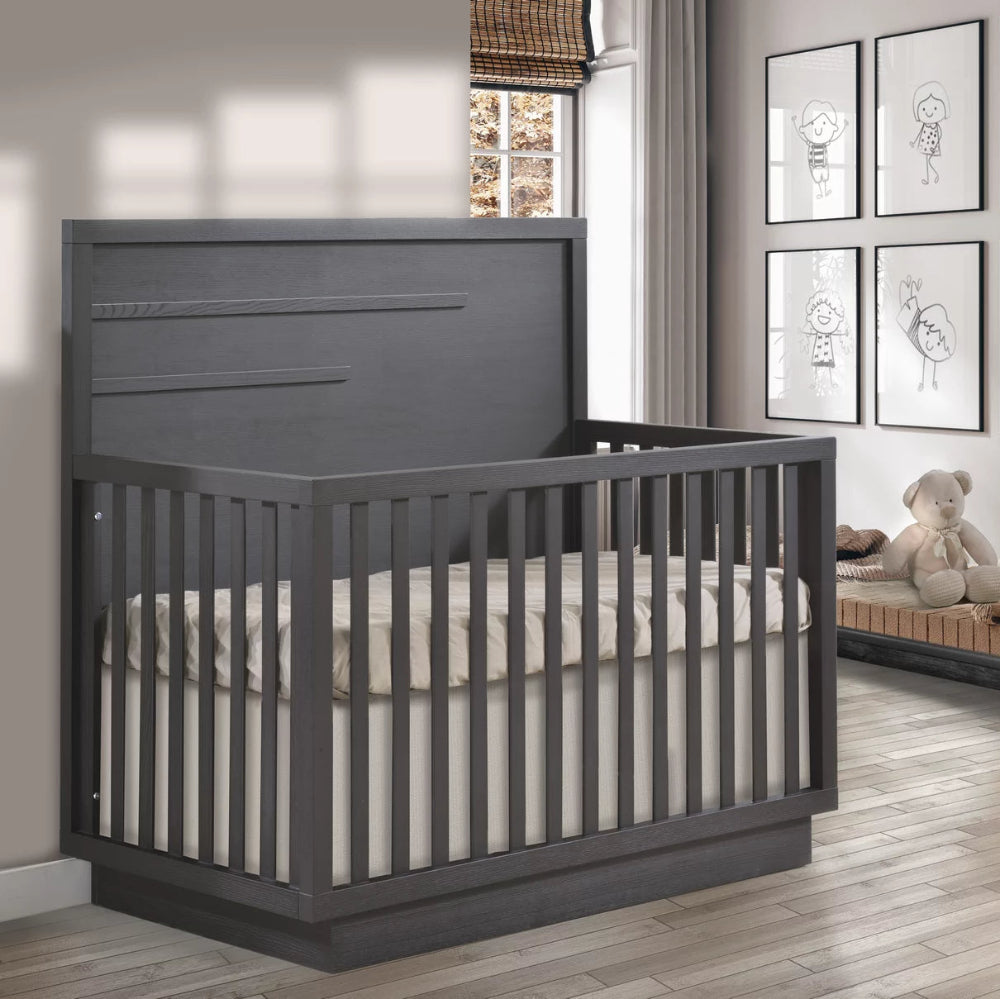 NATART Como 4-in-1 convertible crib in dark gray with horizontal molding