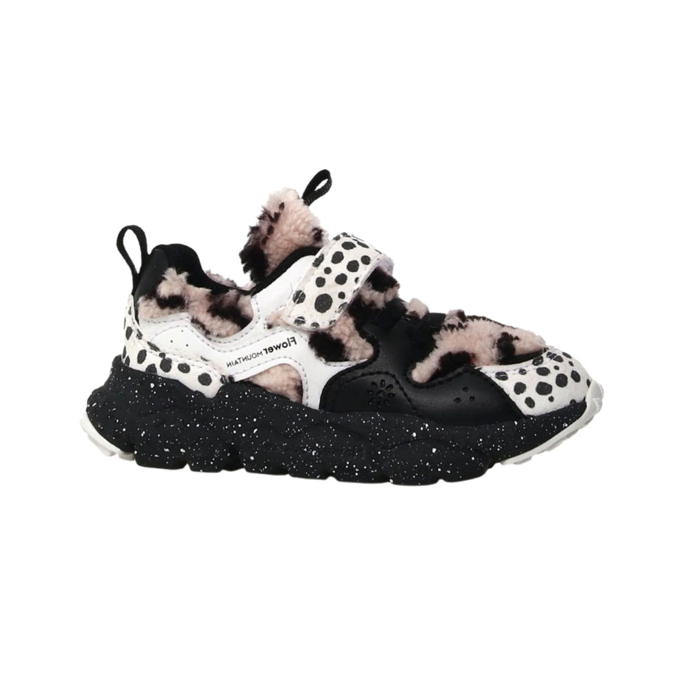 Naturino Yamano 3 Junior white-black leopard sneaker with faux fur trim and Velcro strap, speckled chunky outsole.