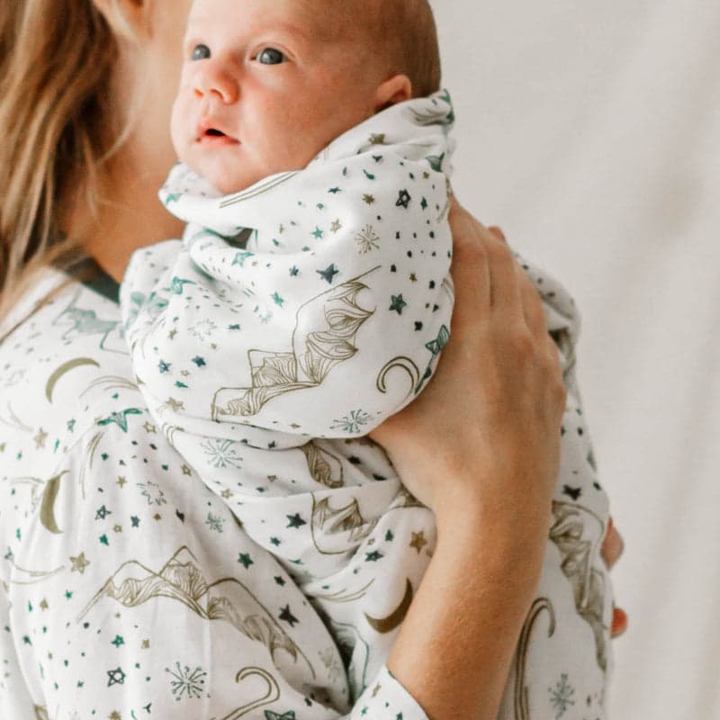 Nest Designs 4 Layer Bamboo Nesting Baby Blanket Stars White