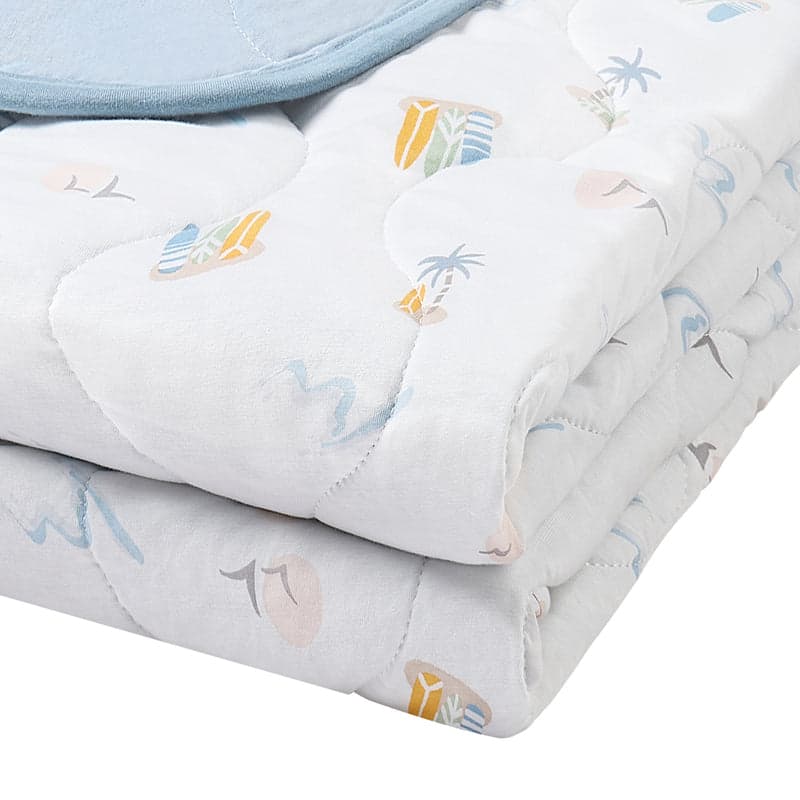 Nest Designs Bamboo Jersey Cozy Blanket 2.0 Tog (Small) Pastel Waves
