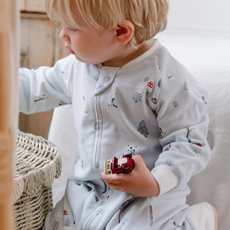 Nest Designs Organic Cotton Long Sleeve Footed Sleep Bag 1.0 Tog Snowy Snuggles