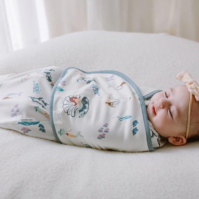 Nest Designs Startle Stop Sleep Bag 0.5 tog Splish Splash, organic cotton for 0–3M baby