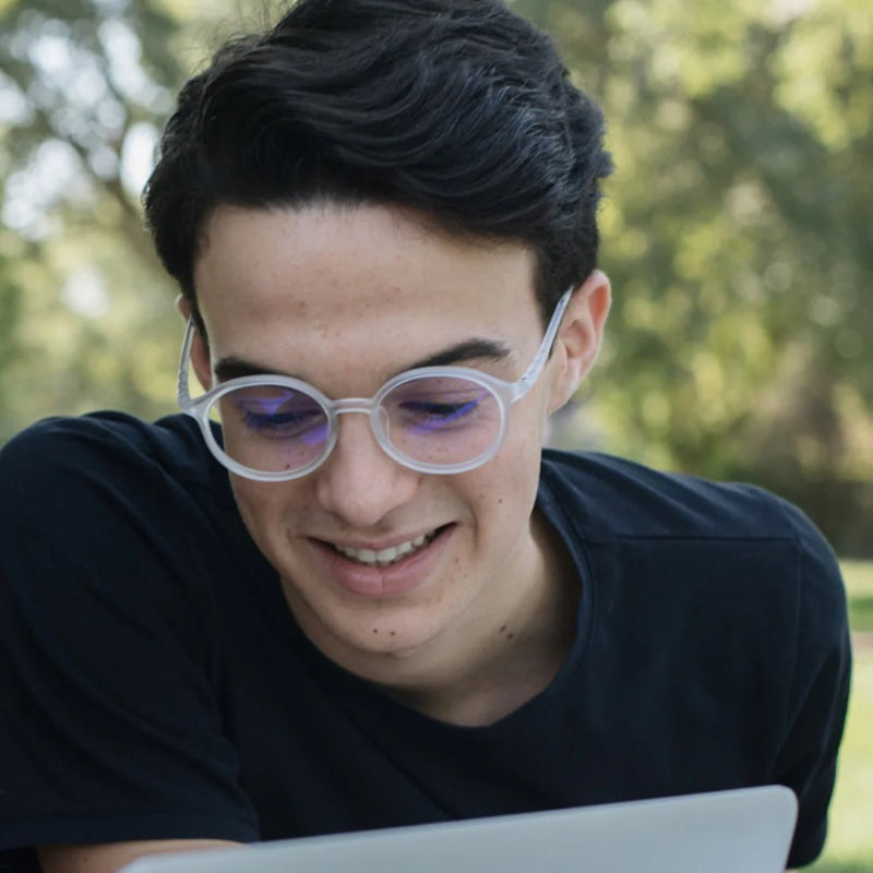 Olivio & Co Oval Screen Glasses Adult Jellyfish White