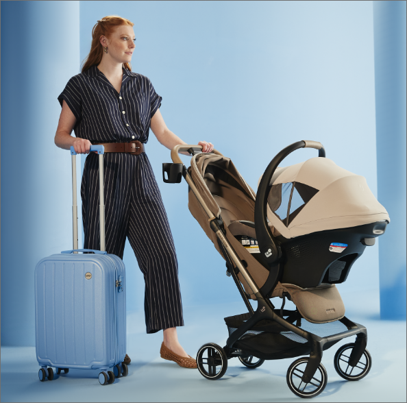 Maxi Cosi Oxford Cabin stroller folded compact for travel