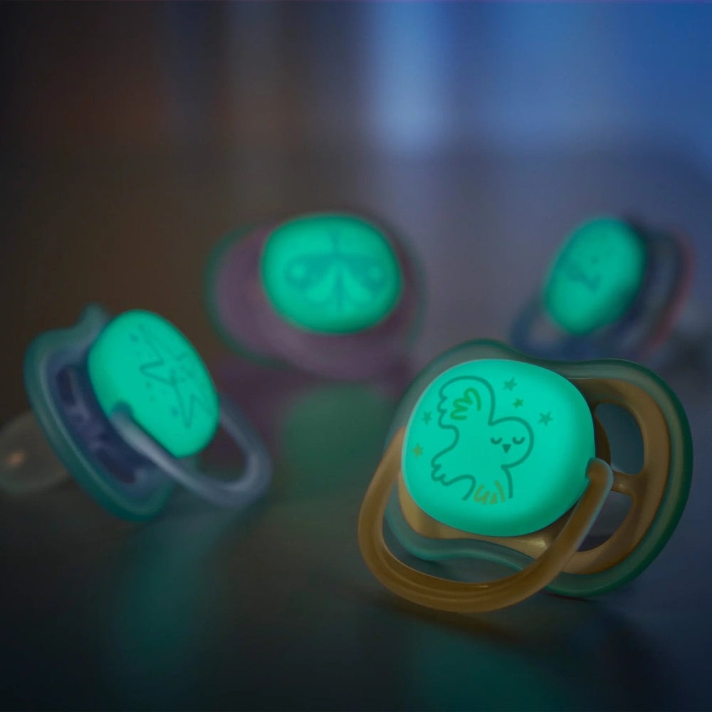 Philips Avent Ultra Air Pacifier Nighttime 0–6M, 2-pack; glow-in-the-dark green with star and owl artwork