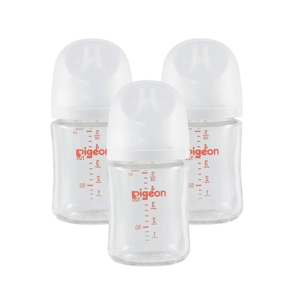 Pigeon Glass Bottle 5oz with SS nipple for 0M+, trio of clear glass bottles with red measurement marks.