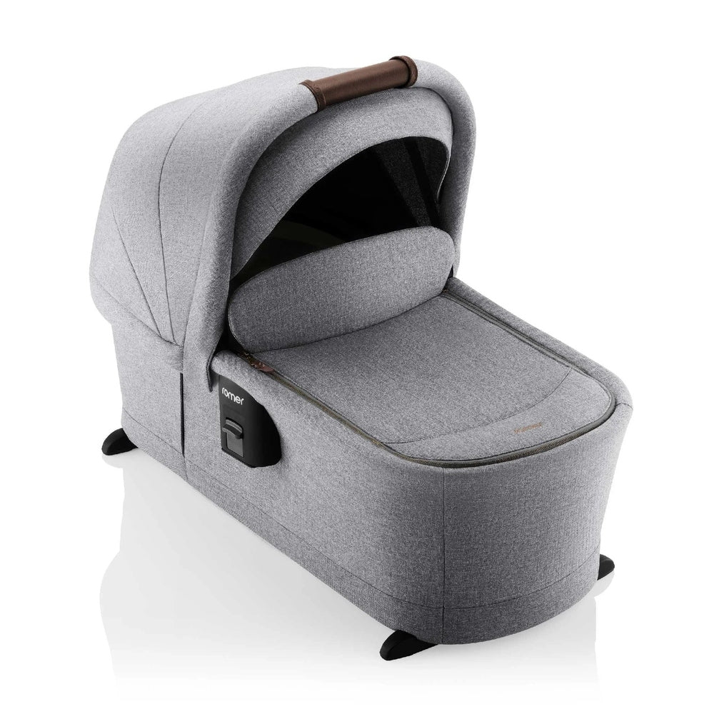 Romer Sera Bassinet for Tura Stroller