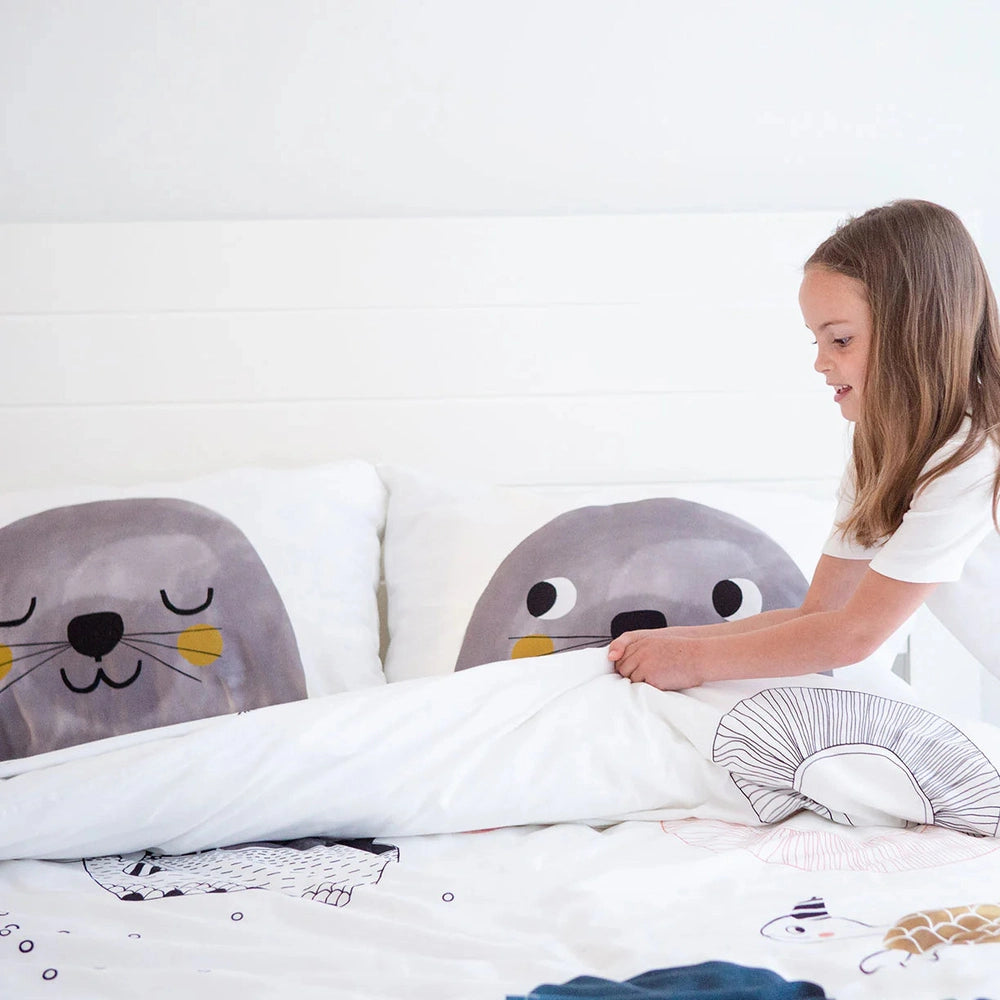 Toddler pillowcases 2-pack Underwater Love by Rookie Humans with gray seal faces