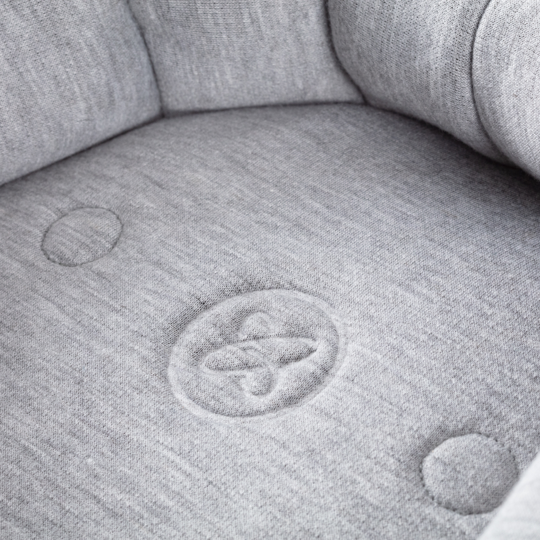 Silver Cross Reef Newborn Pod in Orbit - official product image 4