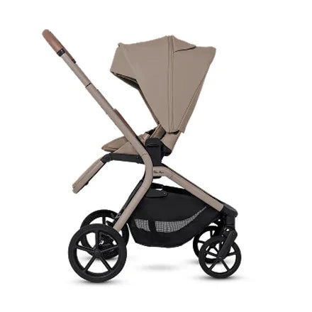 Silver Cross Breez Stroller + Bassinet Travel System Bundle — for wherever life takes you feature scene