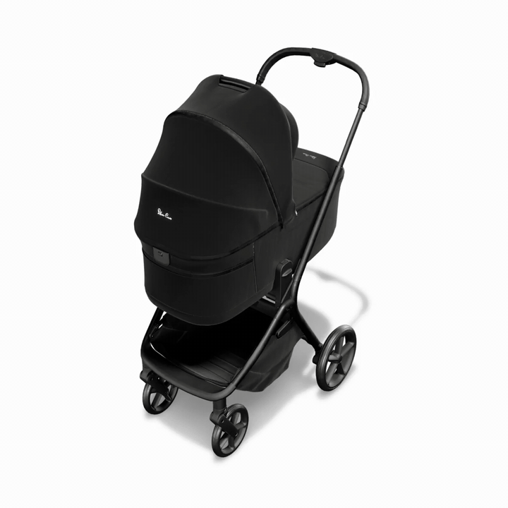 Silver Cross Breez Stroller + Bassinet Travel System Bundle — product feature in motion 3