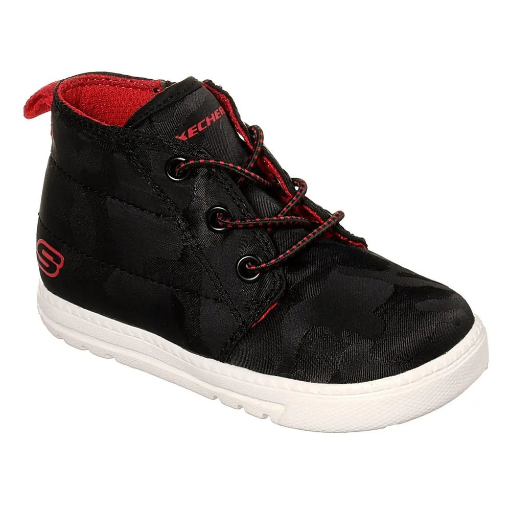 Skechers Boy's Lil Lad Camo Clique Black sneaker with red lining, white sole, laced through eyelets.