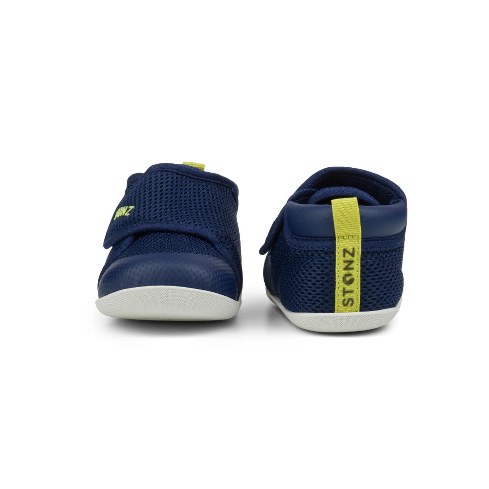 STONZ Cruiser Original baby shoes navy with lantern-green accents and yellow pull tab