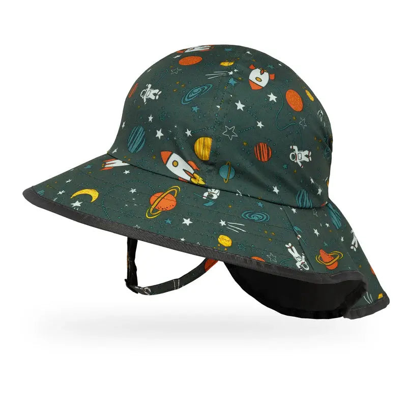 Sunday Afternoons Kids’ Play Hat in green space print with wide brim and adjustable chin strap.