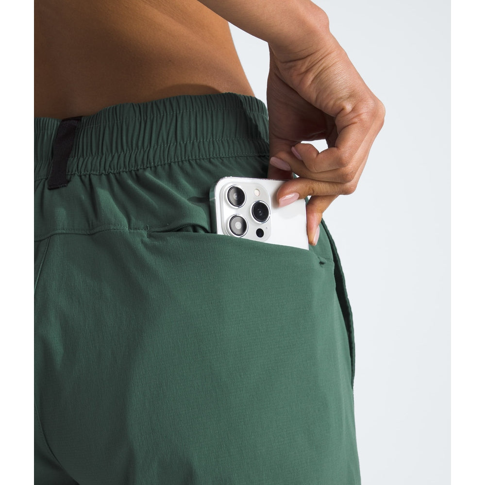 The North Face Women's Class V Pathfinder Pull-On Shorts 3 Inch Metal Pink