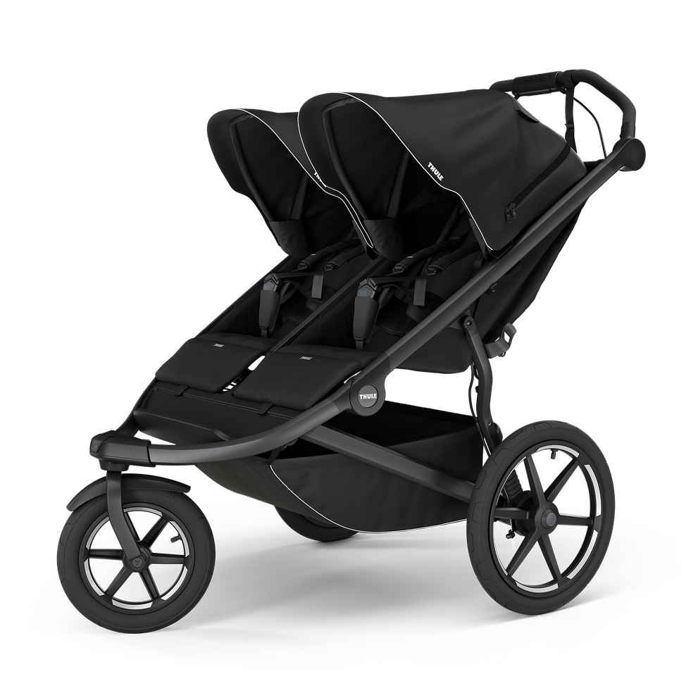 Thule Urban Glide 3 Double stroller black magnetic buckle front view