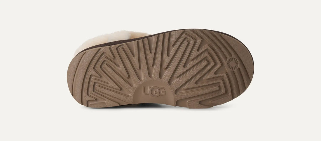 UGG Kids' Classic Mini II Heritage Chestnut sugarcane EVA outsole view
