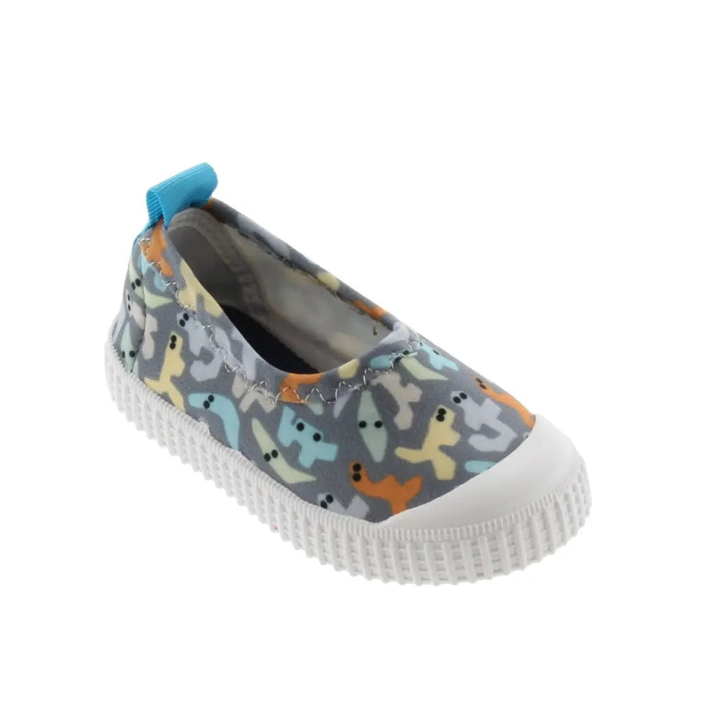 Victoria Neoprene Slippers Jeans slip-on shoe in multicolor camouflage with blue pull tab and white sole.