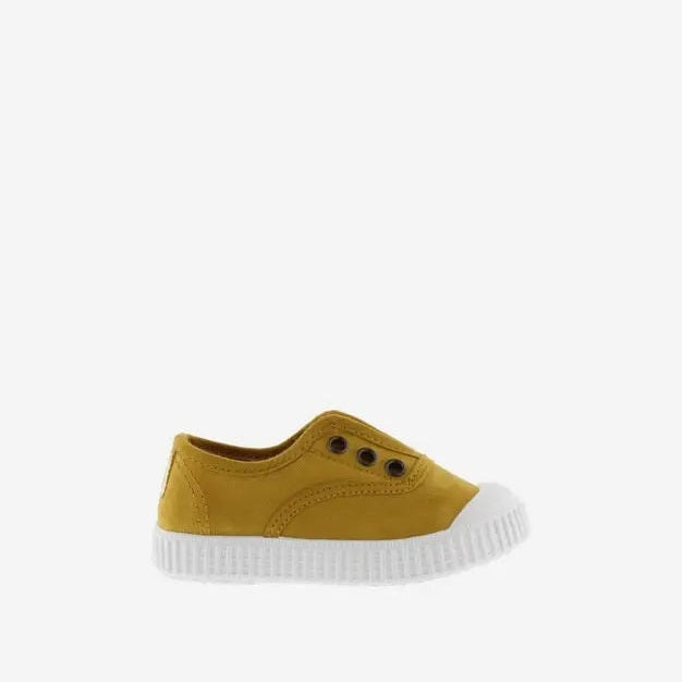 Victoria Shoes Rubber-Toecap Canvas Curry