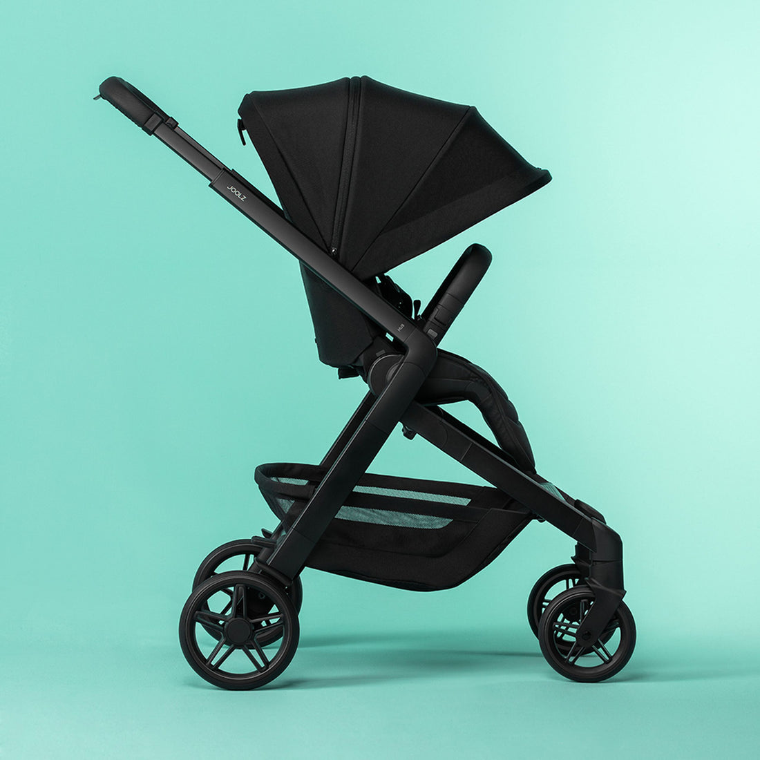 Joolz Hub² Compact Stroller - Space Black stroller side profile