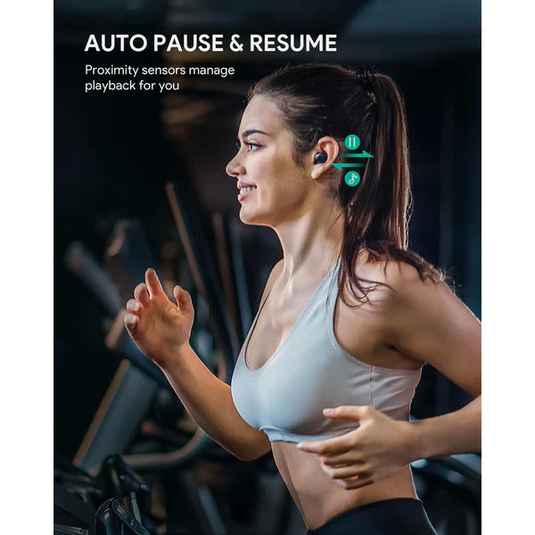 Aukey wireless charging earbuds, black with elevation in-ear detection, by Baby Enroute