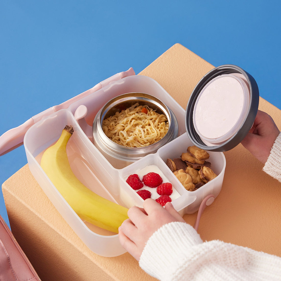 B.Box Lunchbox in Blush Crush — product view 12