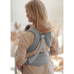 BabyBjörn Baby Carrier Free