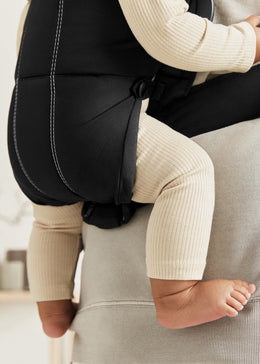 BabyBjörn Baby Carrier Mini